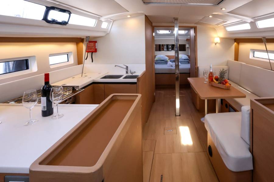 Sun Odyssey 440 Dreamcatcher