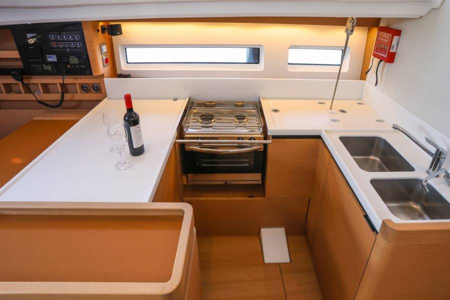 Sun Odyssey 440 Dreamcatcher