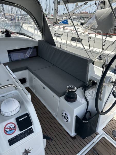 Sun Odyssey 440 Taurus