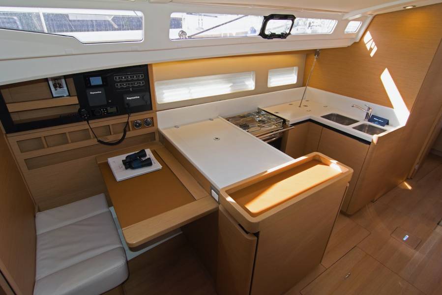 Sun Odyssey 440 Carlyle