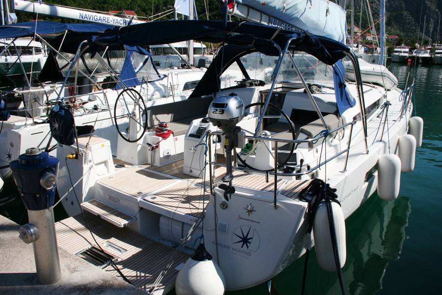 Sun Odyssey 440 Modesty