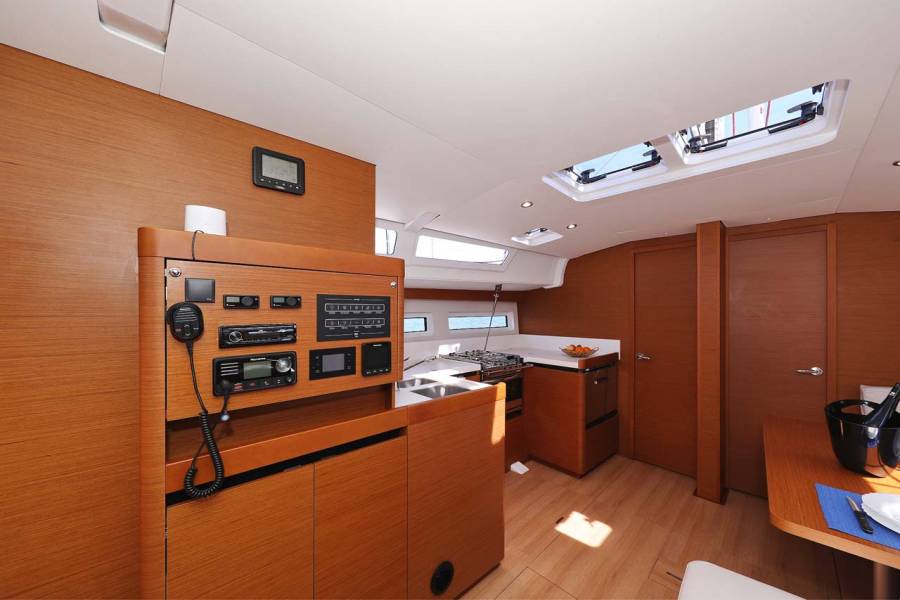 Sun Odyssey 490 Pollux